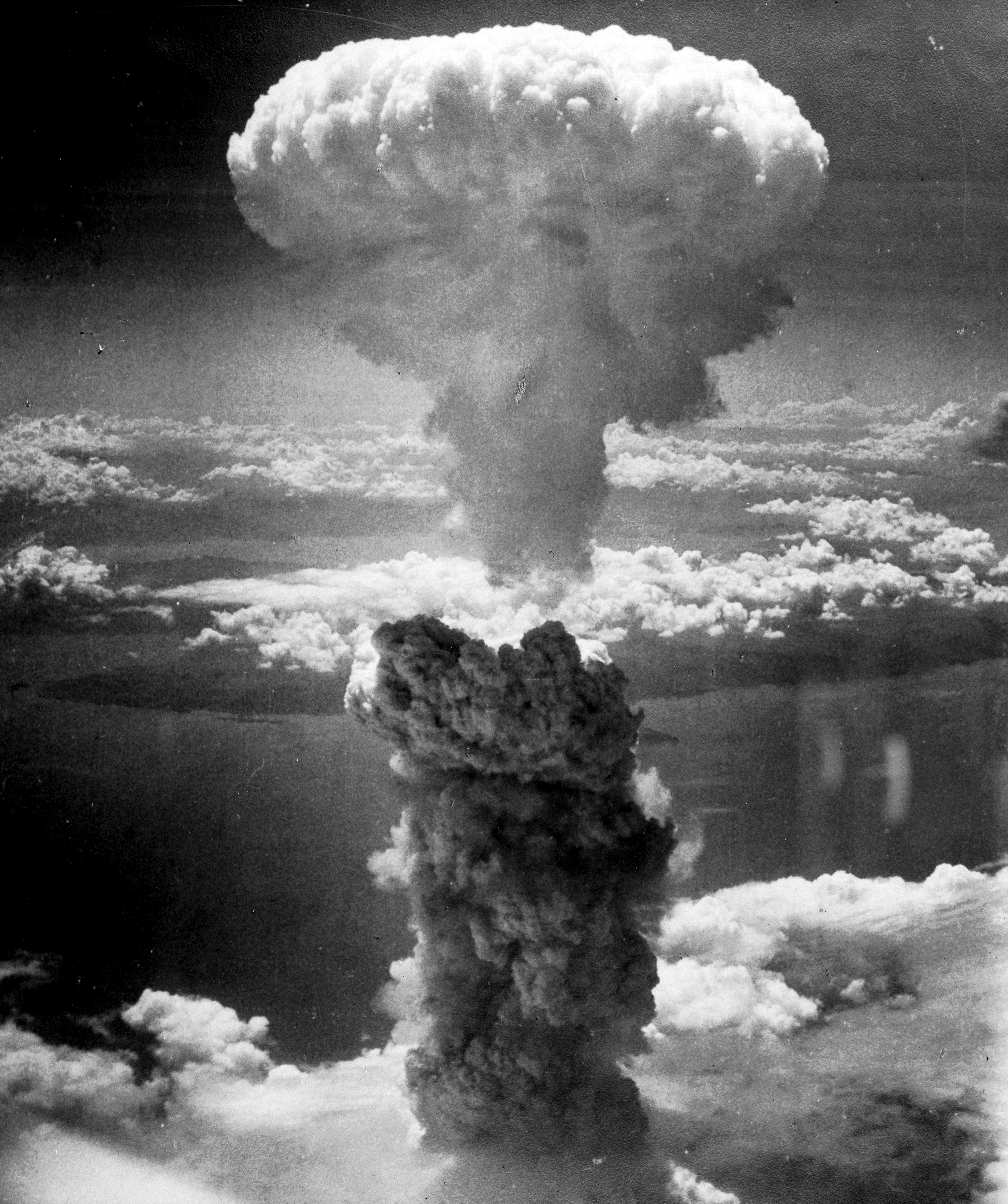 Image of atomic bomb.