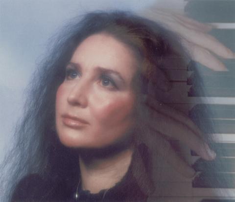 Pianist Eleonora Lvov