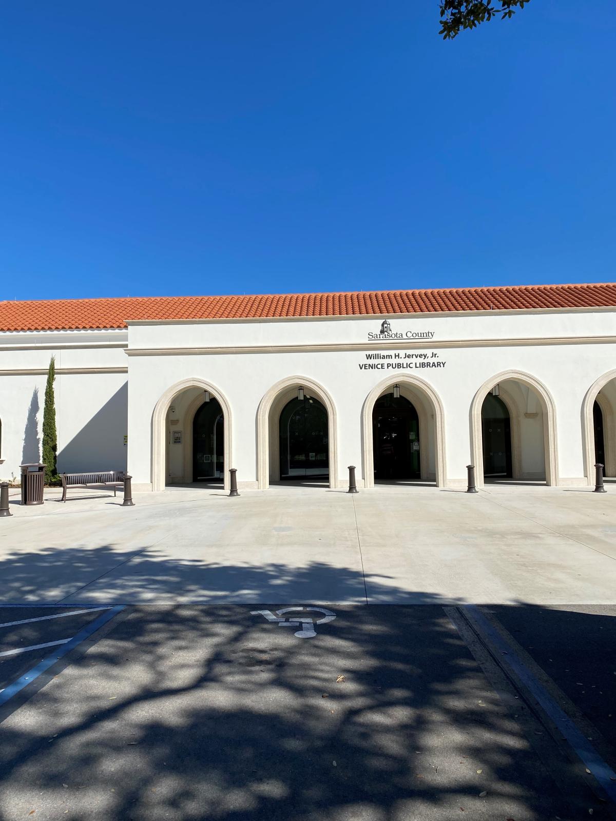 William H Jervey Jr. Venice Public Library