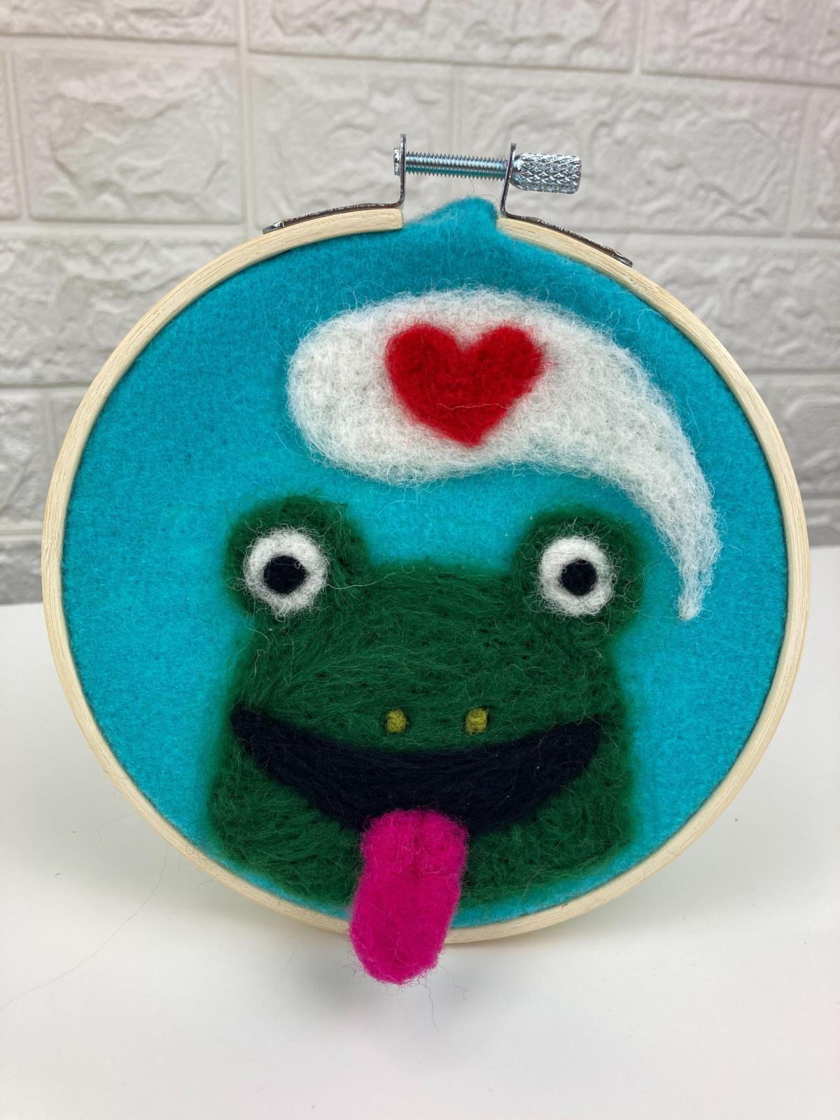 Felt Froggy Hoop