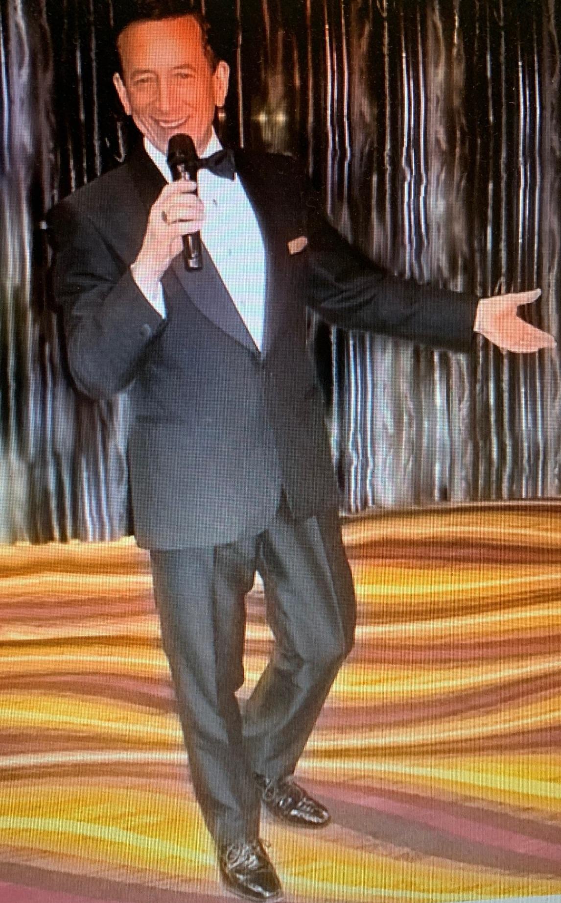 Nick Fiasco performing