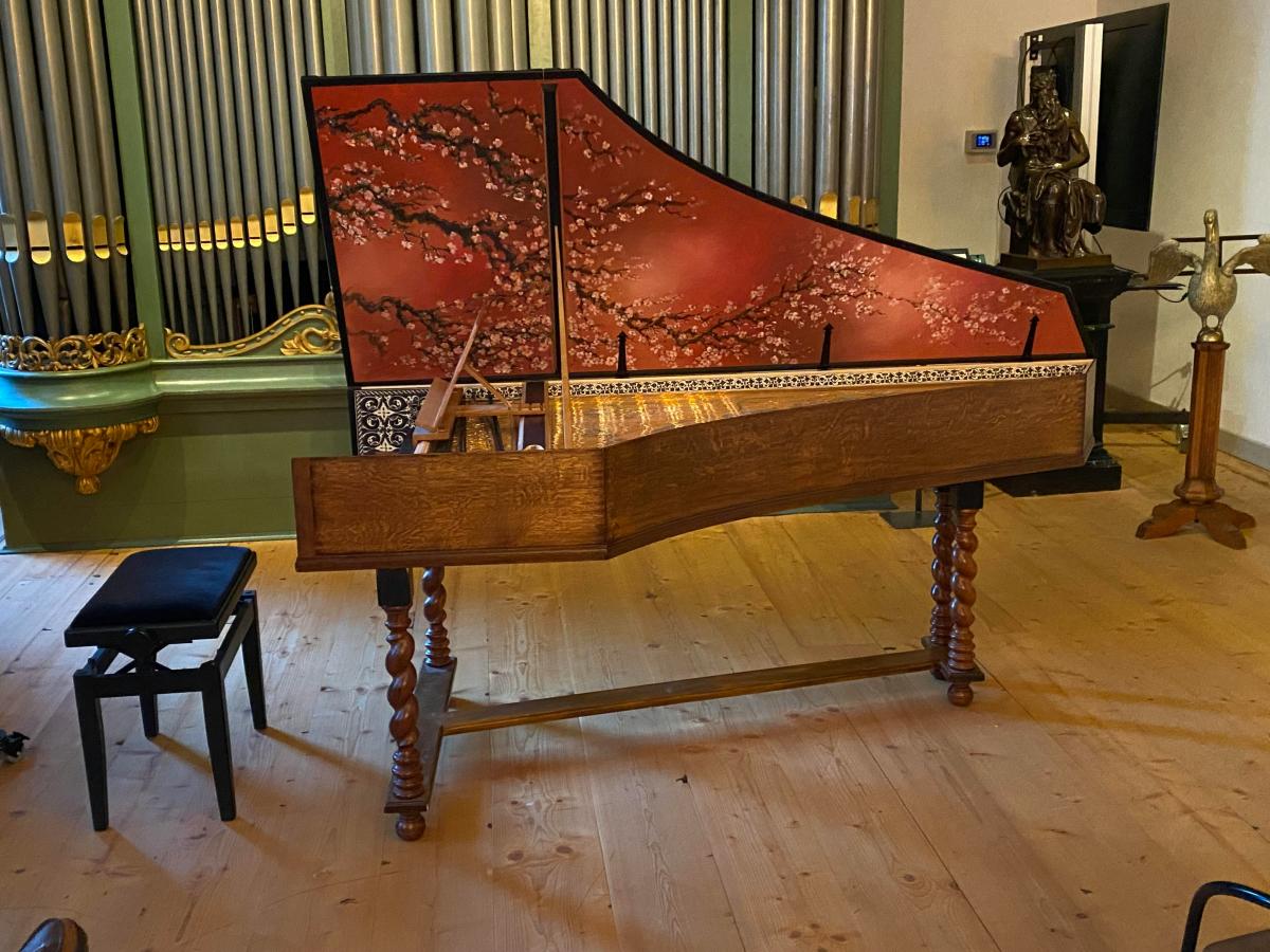 harpsichord